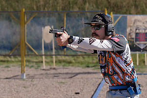 Tristan Davies LVS06895